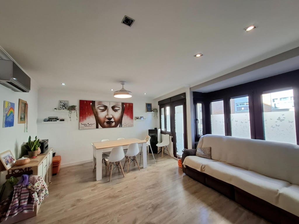 3 soveværelse Lejlighed til salg i Ontinyent - € 138.000 (Ref: 9751866)