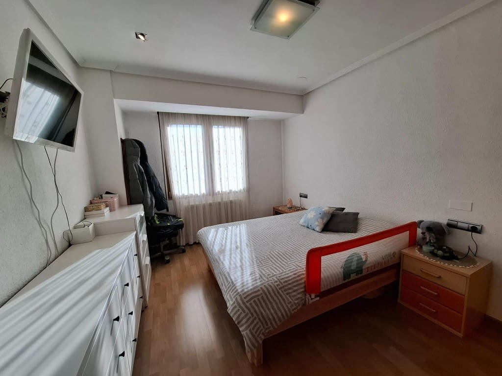 3 soveværelse Lejlighed til salg i Ontinyent - € 138.000 (Ref: 9751866)