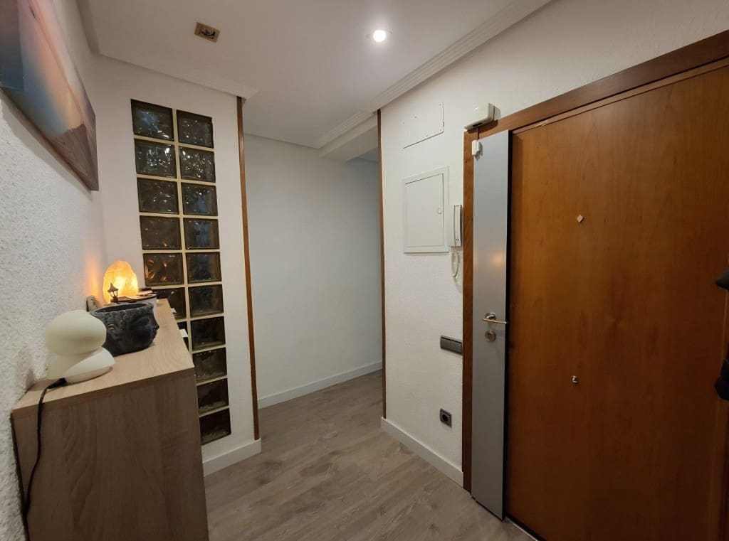 3 soveværelse Lejlighed til salg i Ontinyent - € 138.000 (Ref: 9751866)