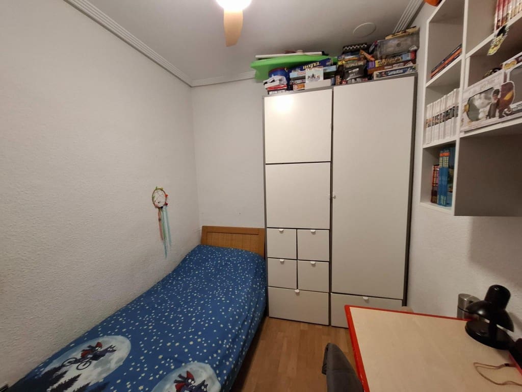 3 soveværelse Lejlighed til salg i Ontinyent - € 138.000 (Ref: 9751866)