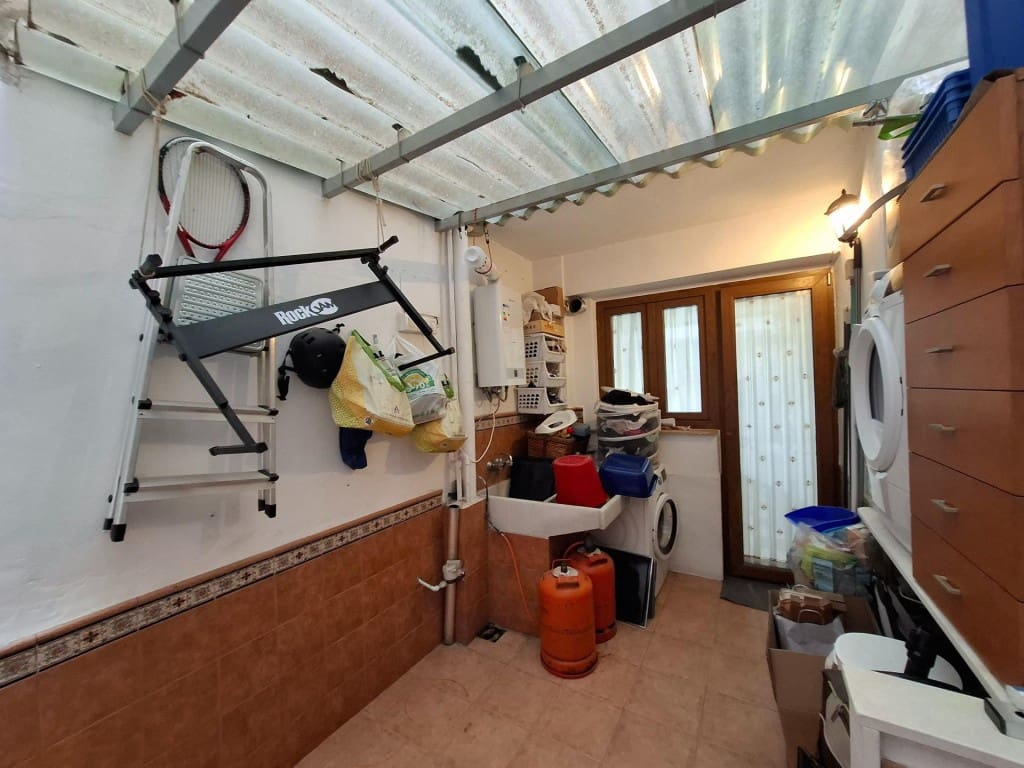 3 soveværelse Lejlighed til salg i Ontinyent - € 138.000 (Ref: 9751866)