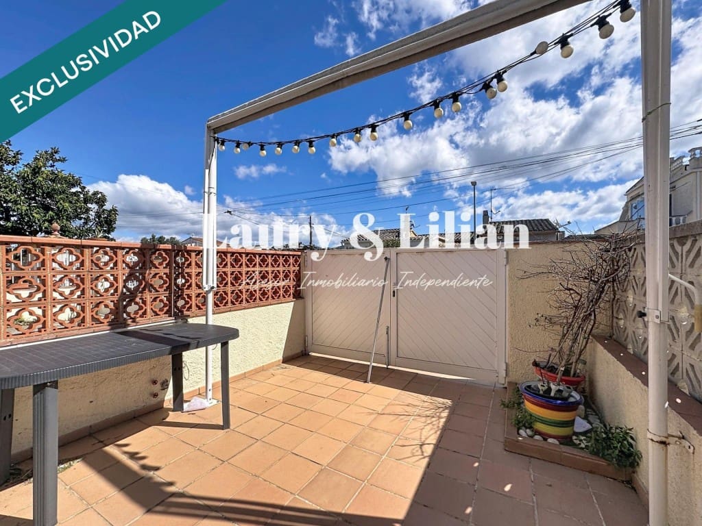 2 bedroom Terraced Villa for sale in Empuriabrava - € 195,000 (Ref: 9751867)