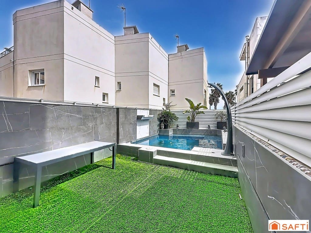 3 soveværelse Rækkehus til salg i Daimus med swimmingpool - € 395.000 (Ref: 9751869)