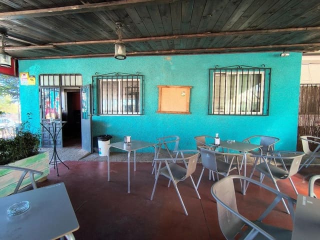 5 bedroom Villa for sale in La Beltraneja, Trijueque - € 495,000 (Ref: 9751870)