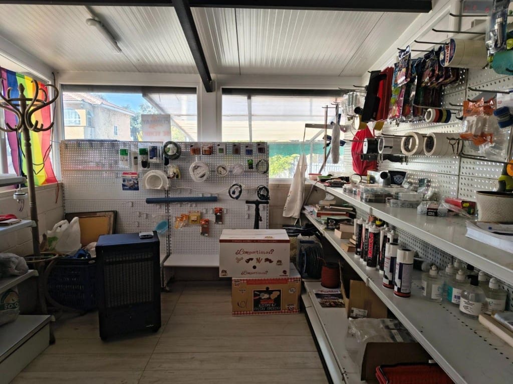 5 bedroom Villa for sale in Trijueque - € 495,000 (Ref: 9751870)