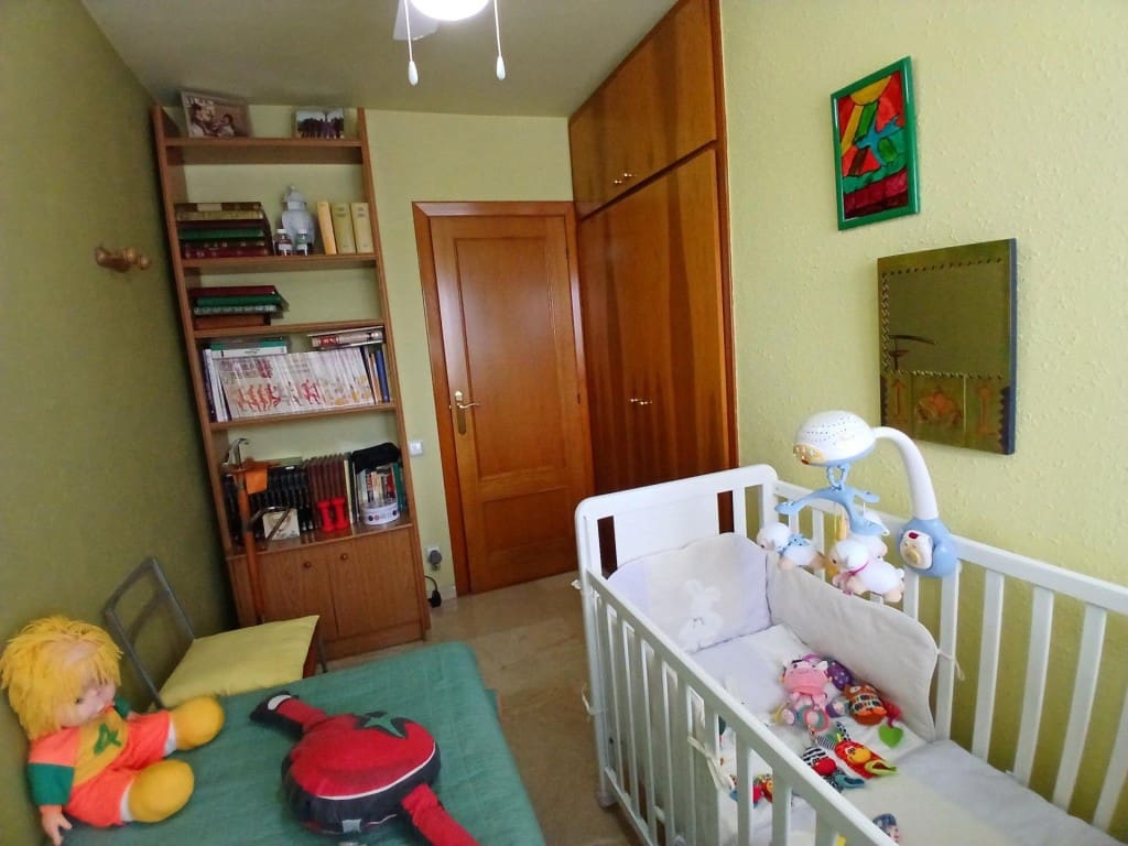 5 sypialnia Willa na sprzedaż w Castellbisbal z basenem garażem - 595 000 € (Ref: 9751872)