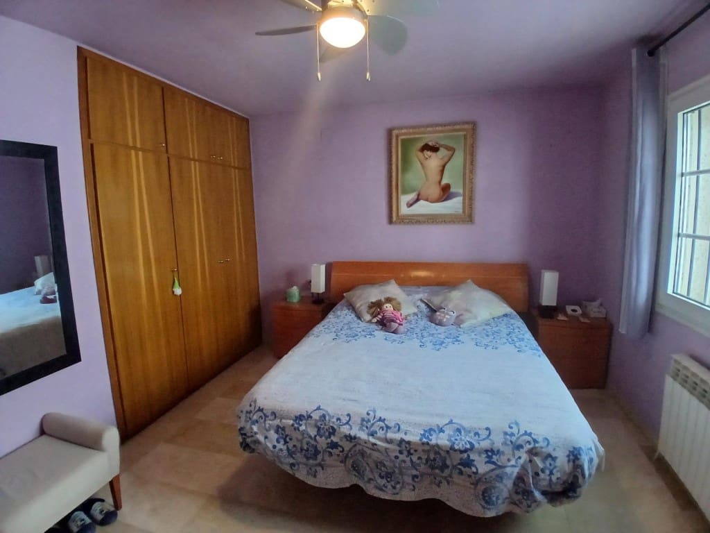 5 sypialnia Willa na sprzedaż w Castellbisbal z basenem garażem - 595 000 € (Ref: 9751872)