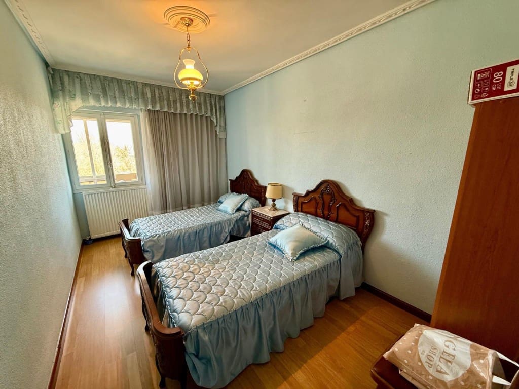 3 bedroom Apartment for sale in Palencia city - € 129,000 (Ref: 9751875)