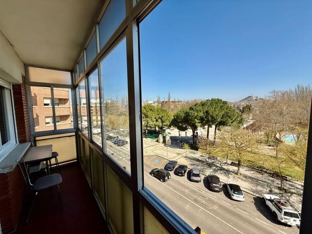 3 bedroom Apartment for sale in Palencia city - € 129,000 (Ref: 9751875)