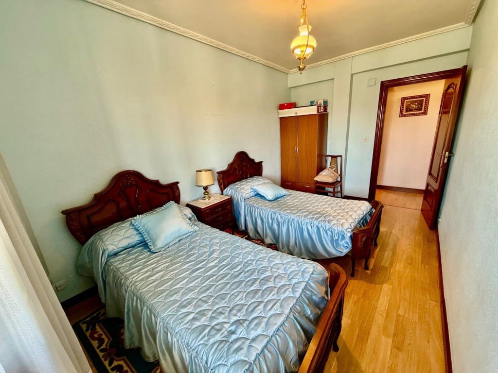 3 bedroom Apartment for sale in Palencia city - € 129,000 (Ref: 9751875)