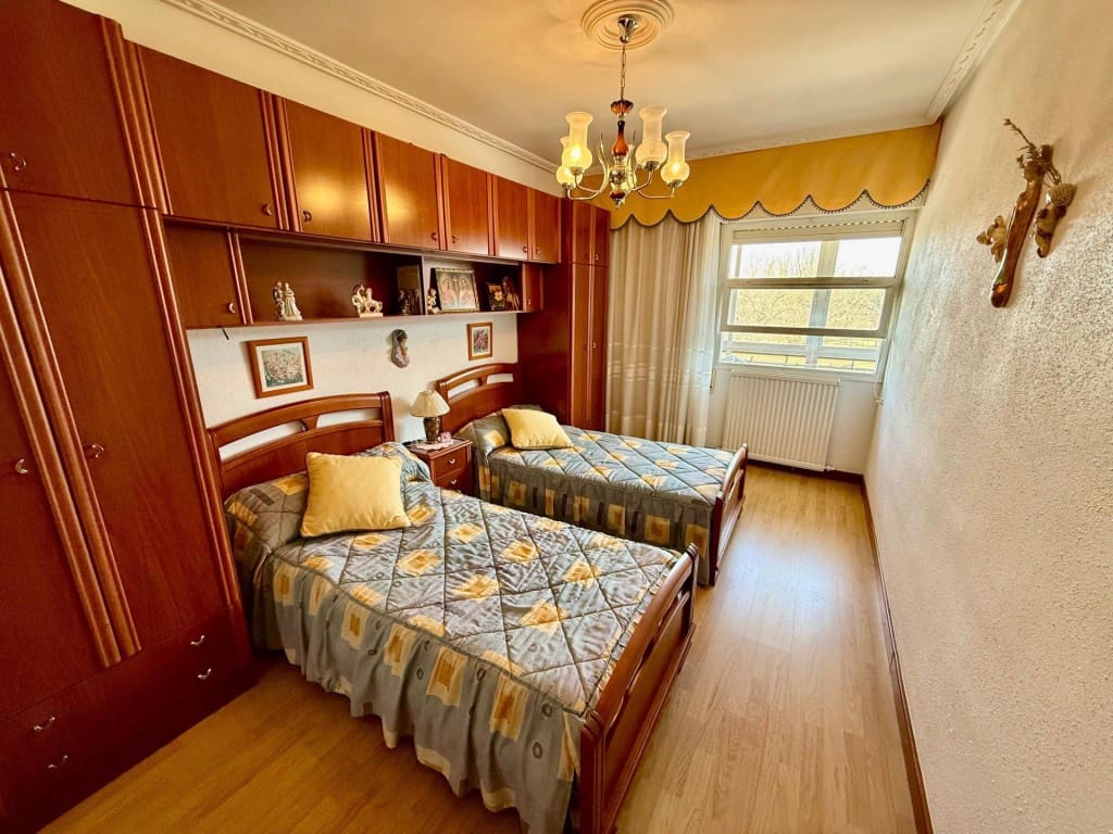 3 bedroom Apartment for sale in Palencia city - € 129,000 (Ref: 9751875)