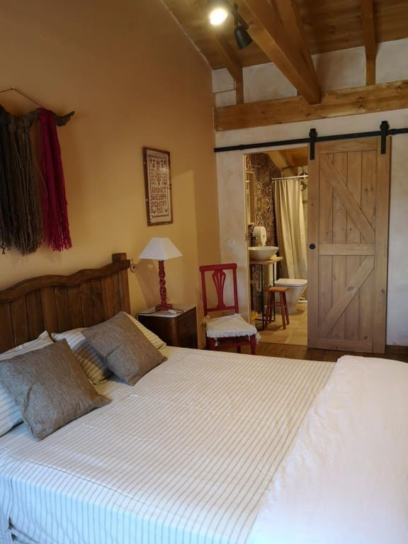 Office for sale in Villares de Orbigo - € 450,000 (Ref: 9751876)