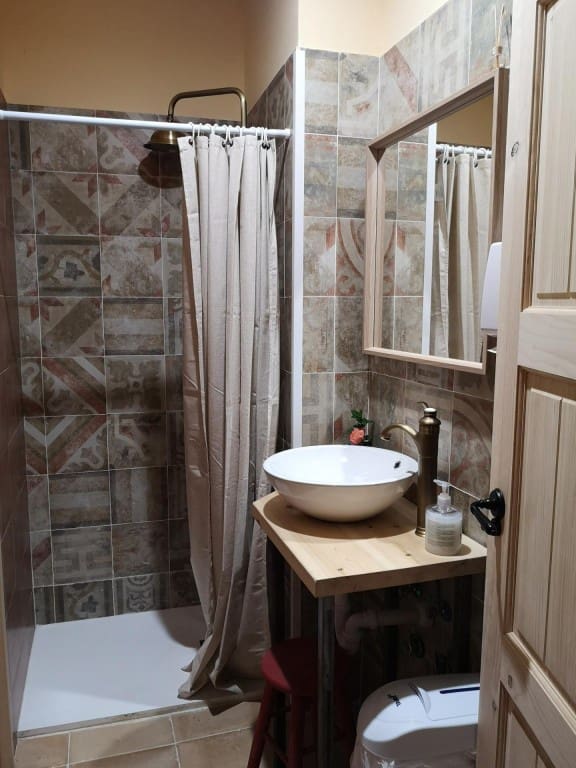 Office for sale in Villares de Orbigo - € 450,000 (Ref: 9751876)