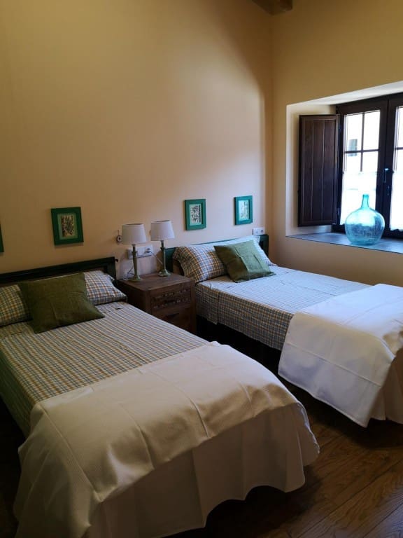 Office for sale in Villares de Orbigo - € 450,000 (Ref: 9751876)