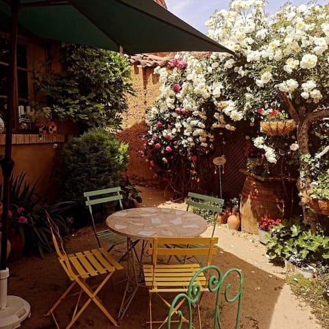 Office for sale in Villares de Orbigo - € 450,000 (Ref: 9751876)