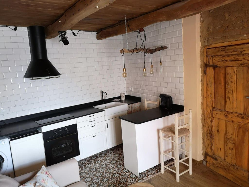 Office for sale in Villares de Orbigo - € 450,000 (Ref: 9751876)