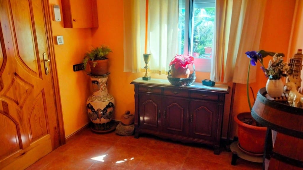 6 sovrum Villa till salu i Piera - 264 000 € (Ref: 9755533)