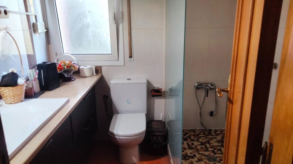 6 sovrum Villa till salu i Piera - 264 000 € (Ref: 9755533)