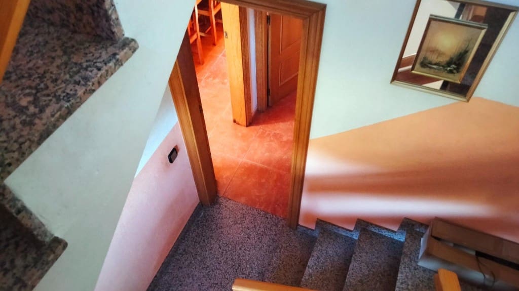 6 sovrum Villa till salu i Piera - 264 000 € (Ref: 9755533)