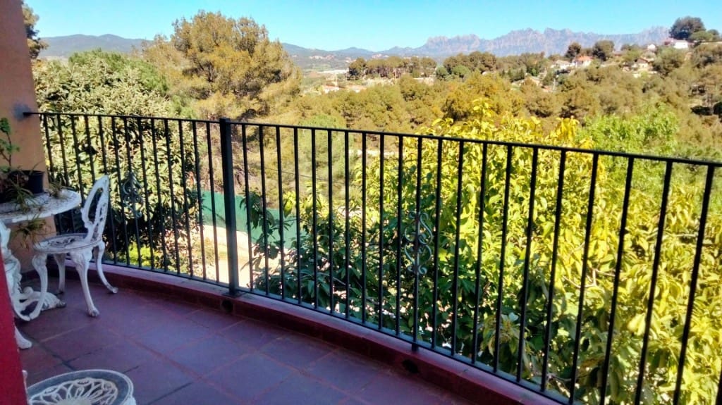 6 sovrum Villa till salu i Piera - 264 000 € (Ref: 9755533)