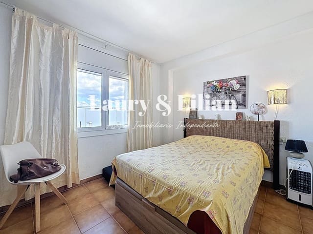 1 slaapkamer Appartement te koop in Empuriabrava, Castelló d'Empúries met zwembad - € 104.000 (Ref: 9755536)