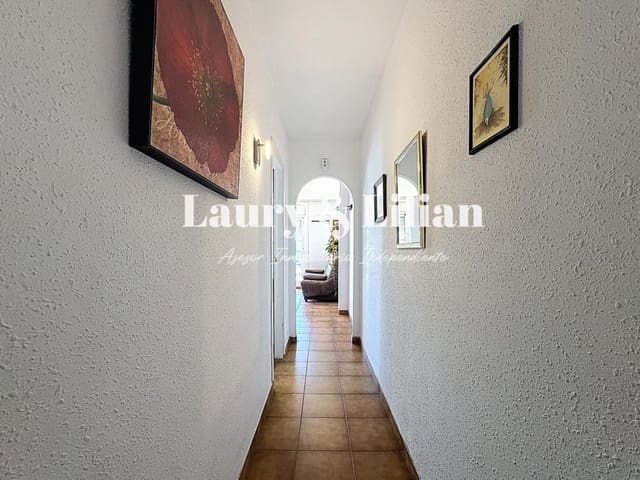 1 slaapkamer Appartement te koop in Empuriabrava, Castelló d'Empúries met zwembad - € 104.000 (Ref: 9755536)