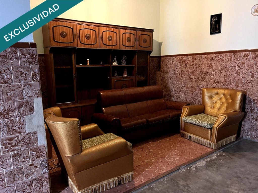 4 slaapkamer Villa te koop in Bugarra - € 125.000 (Ref: 9755538)