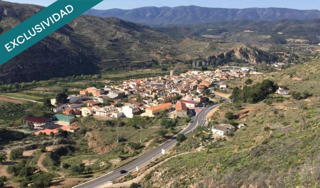 4 slaapkamer Villa te koop in Bugarra - € 125.000 (Ref: 9755538)