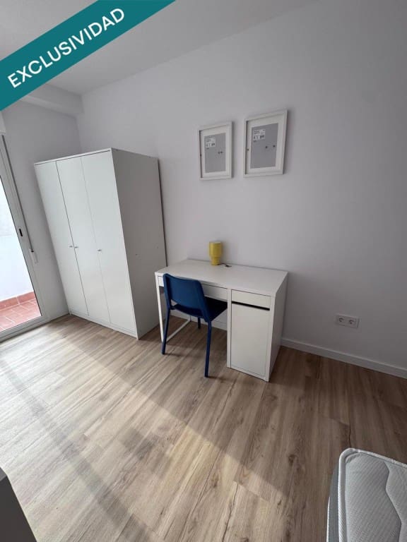 Apartamento de 5 habitaciones en Castelló de la Plana en venta - 215.000 € (Ref: 9755539)