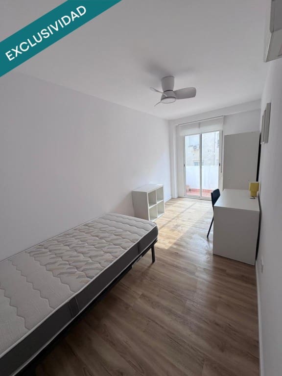 Apartamento de 5 habitaciones en Castelló de la Plana en venta - 215.000 € (Ref: 9755539)