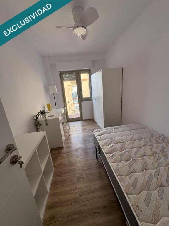 Apartamento de 5 habitaciones en Castelló de la Plana en venta - 215.000 € (Ref: 9755539)
