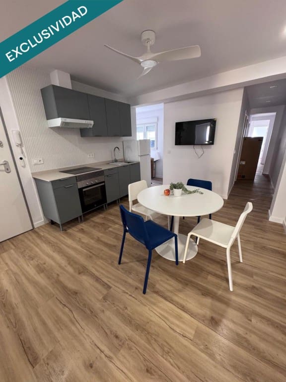 Apartamento de 5 habitaciones en Castelló de la Plana en venta - 215.000 € (Ref: 9755539)