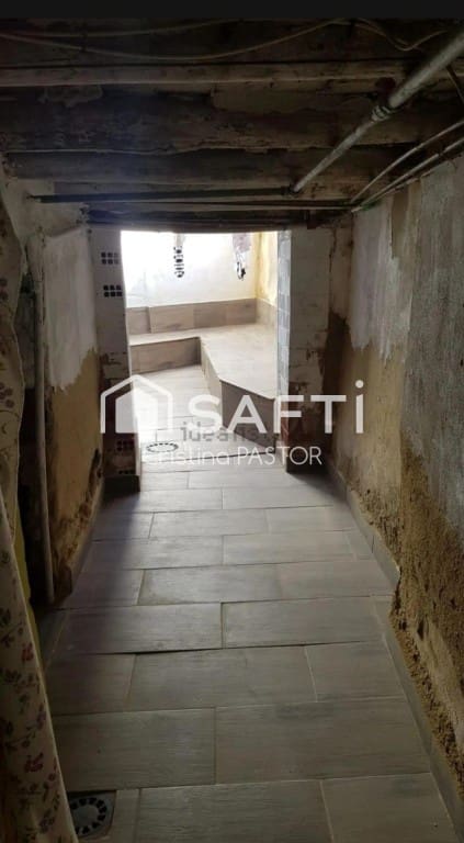 7 bedroom Terraced Villa for sale in Valderas - € 64,000 (Ref: 9755543)