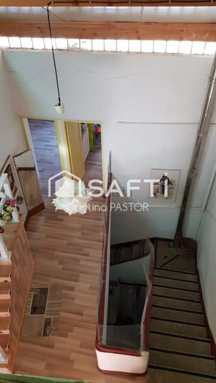 7 bedroom Terraced Villa for sale in Valderas - € 64,000 (Ref: 9755543)