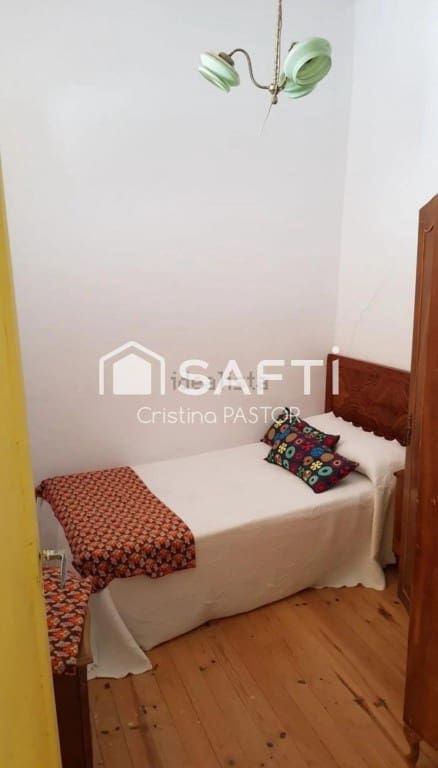 7 bedroom Terraced Villa for sale in Valderas - € 64,000 (Ref: 9755543)