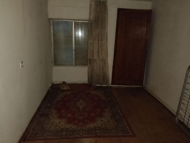 5 bedroom Finca/Country House for sale in Valencia de Don Juan - € 88,000 (Ref: 9755545)