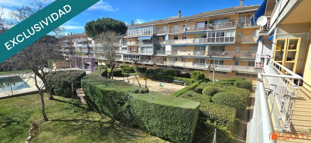 4 soveværelse Lejlighed til salg i Collado Villalba med swimmingpool garage - € 356.400 (Ref: 9755546)