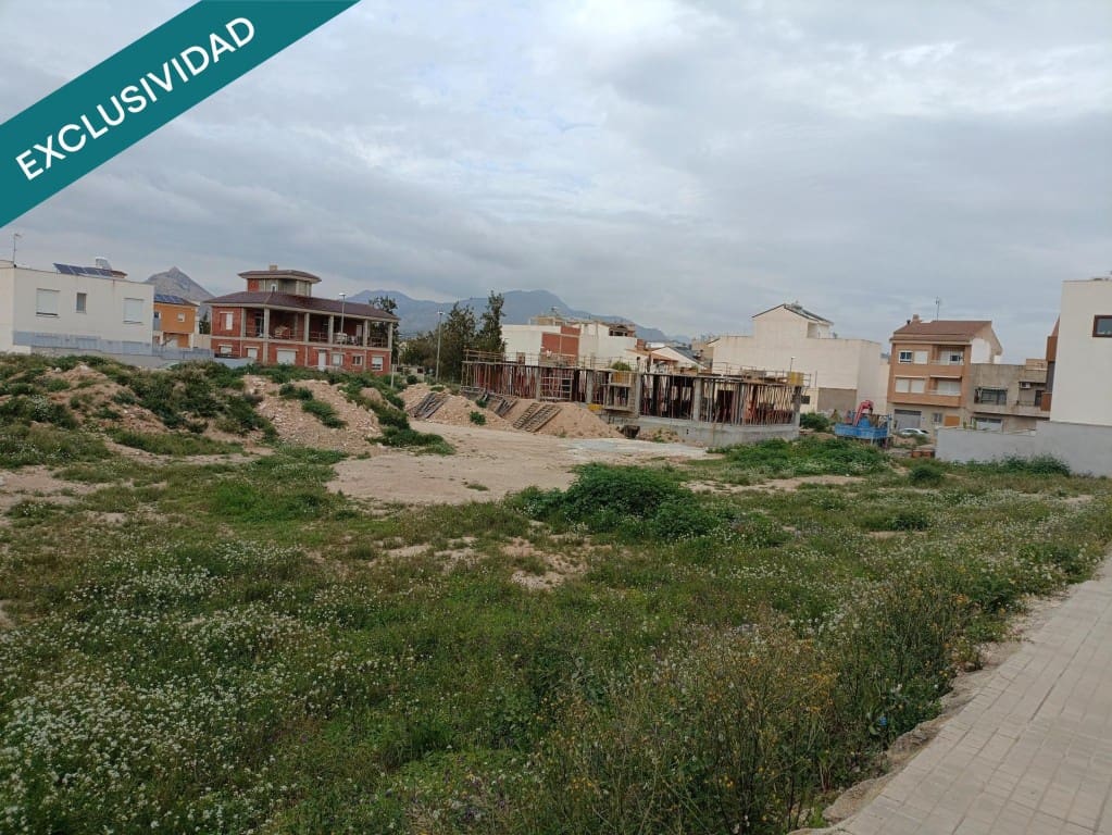 Byggegrund til salg i Novelda - € 119.175 (Ref: 9755549)