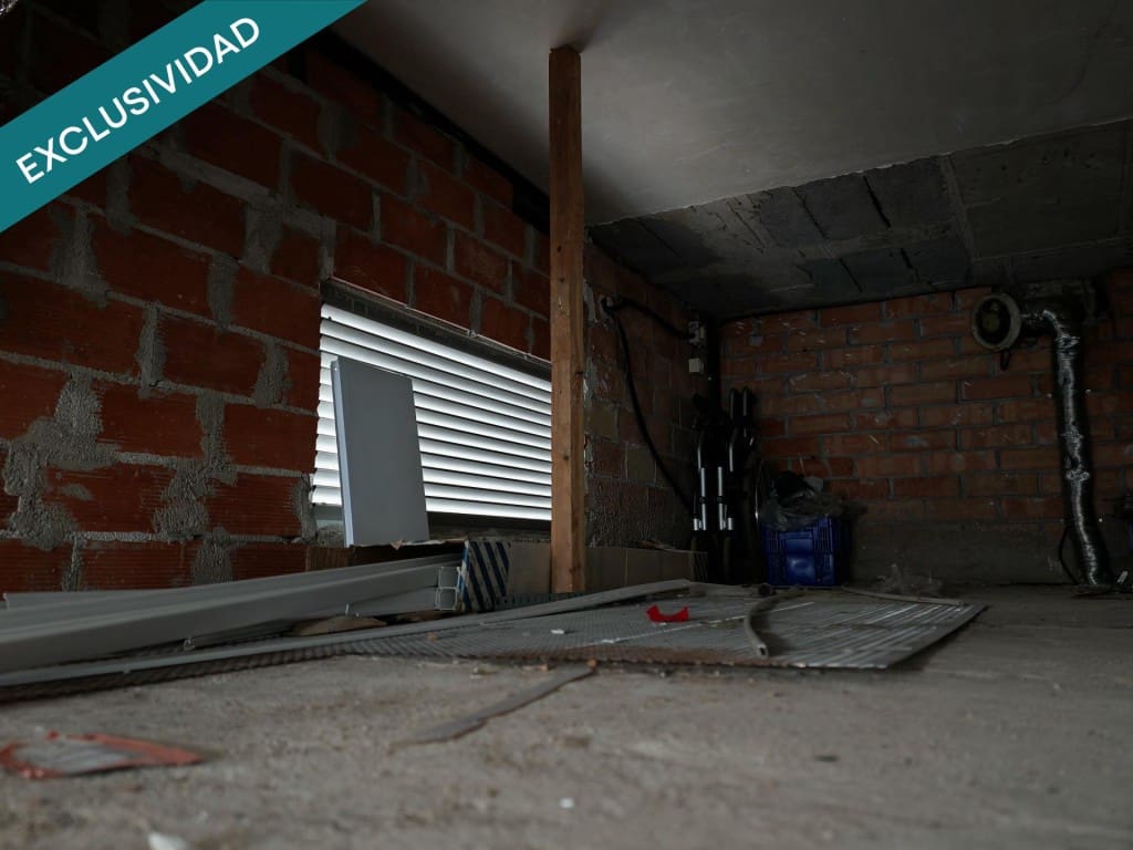 Local Commercial à vendre à Barcelone ville - 60 000 € (Ref: 9755551)