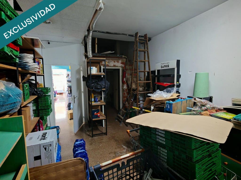 Local Commercial à vendre à Barcelone ville - 60 000 € (Ref: 9755551)