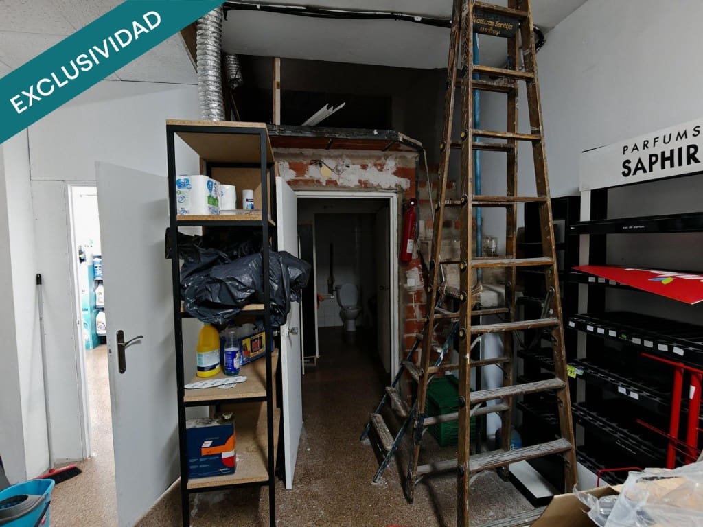 Local Commercial à vendre à Barcelone ville - 60 000 € (Ref: 9755551)