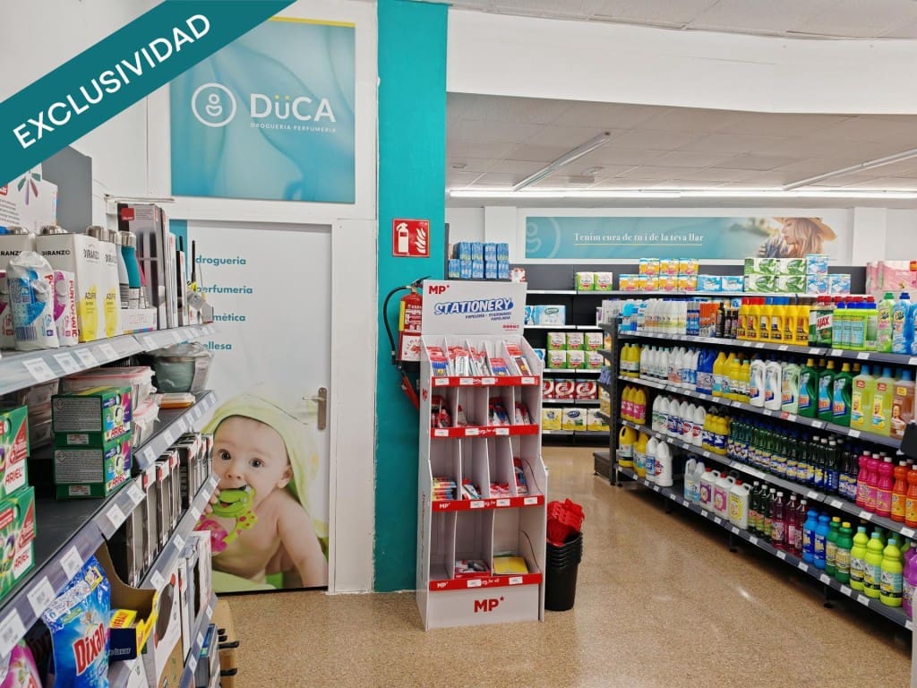 Local Commercial à vendre à Barcelone ville - 60 000 € (Ref: 9755551)