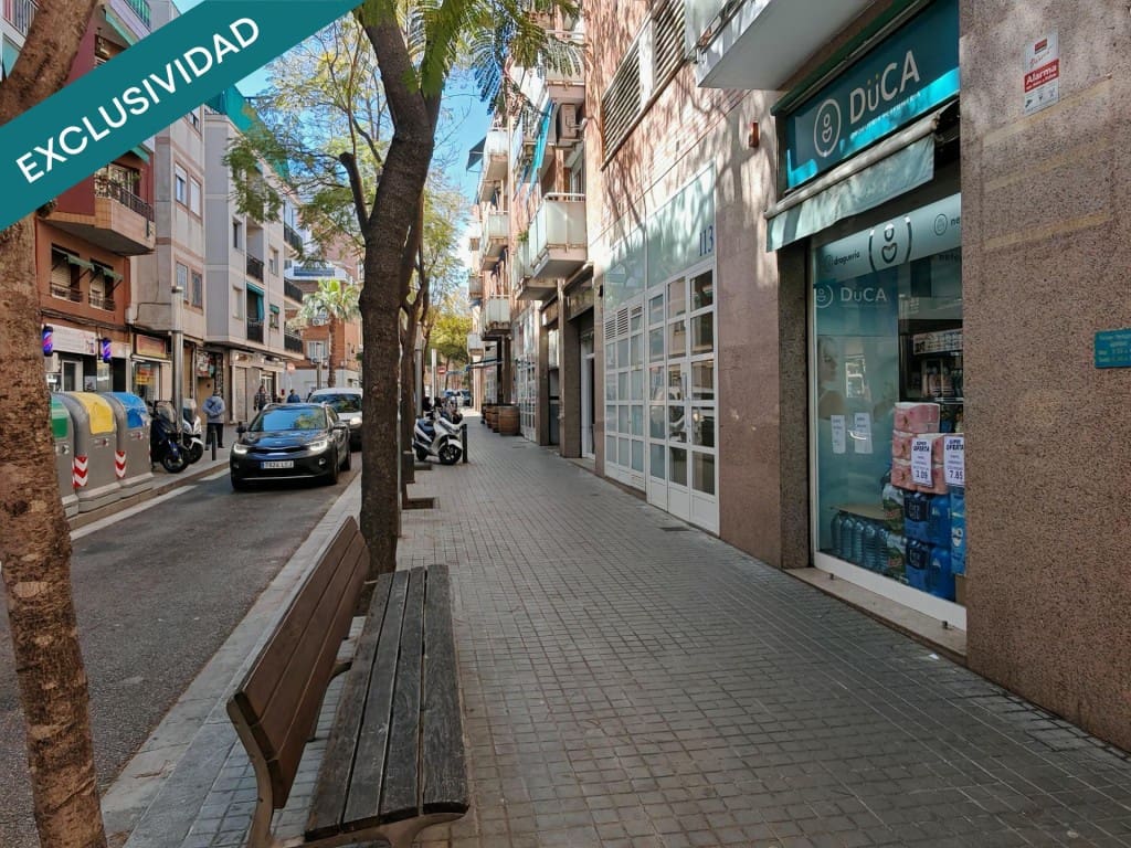 Local Commercial à vendre à Barcelone ville - 60 000 € (Ref: 9755551)