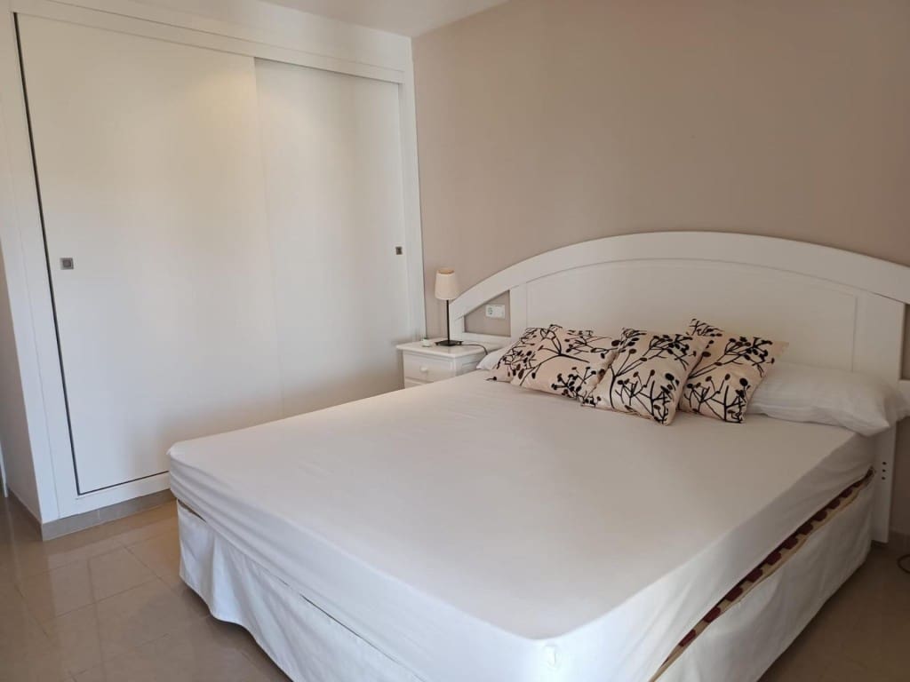 3 soverom Rekkehus til leie i Manacor med svømmebasseng - € 2 750 (Ref: 9755553)