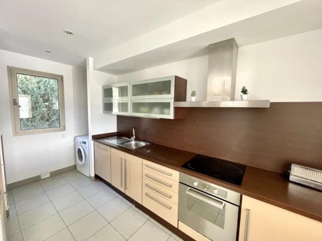 3 soverom Rekkehus til leie i Cala Anguila, Manacor med svømmebasseng - € 2 750 (Ref: 9755553)