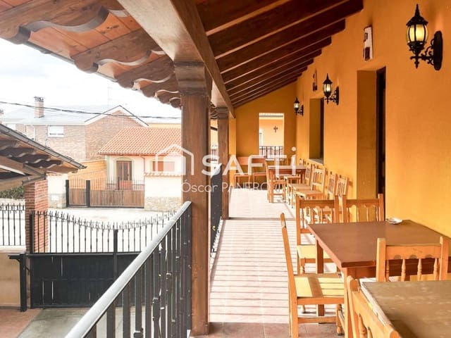 Office for sale in Rioseco de Tapia - € 479,000 (Ref: 9755554)