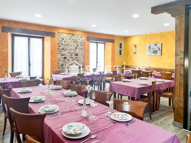 Office for sale in Rioseco de Tapia - € 479,000 (Ref: 9755554)