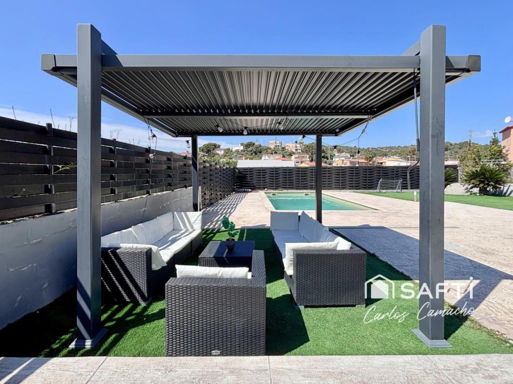 4 chambre Villa/Maison à vendre à Calafell avec piscine garage - 430 000 € (Ref: 9755555)