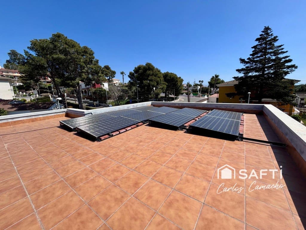 4 chambre Villa/Maison à vendre à Calafell avec piscine garage - 430 000 € (Ref: 9755555)