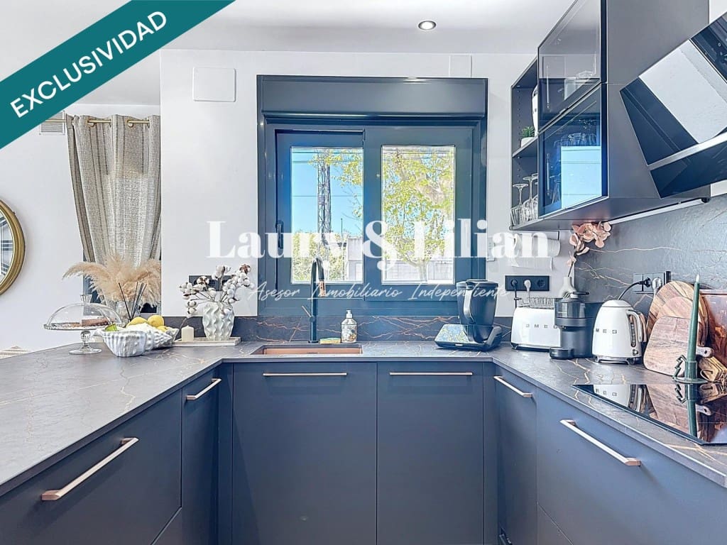 3 camera da letto Villa in vendita in Empuriabrava con piscina garage - 398.000 € (Rif: 9758815)